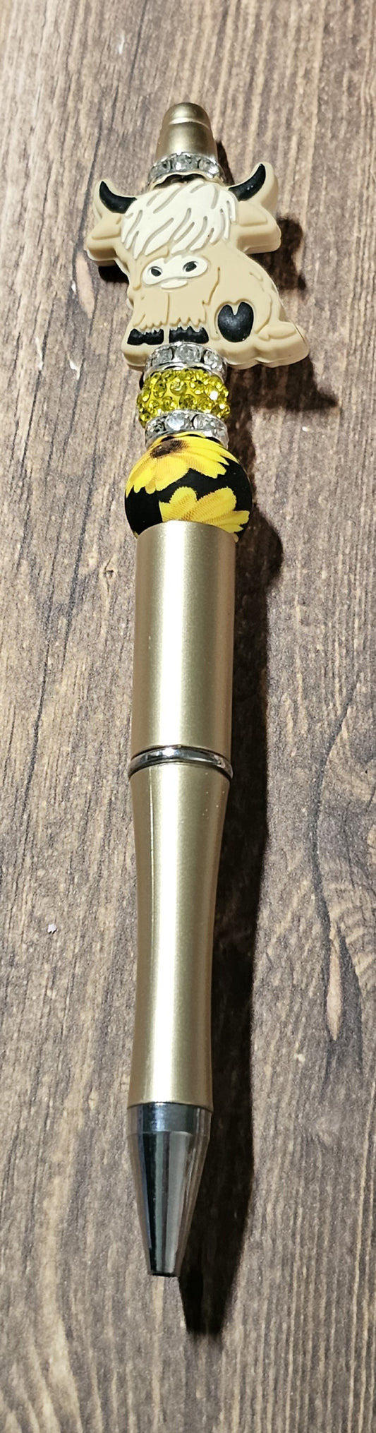 Gold Tan Highland Cow Pen